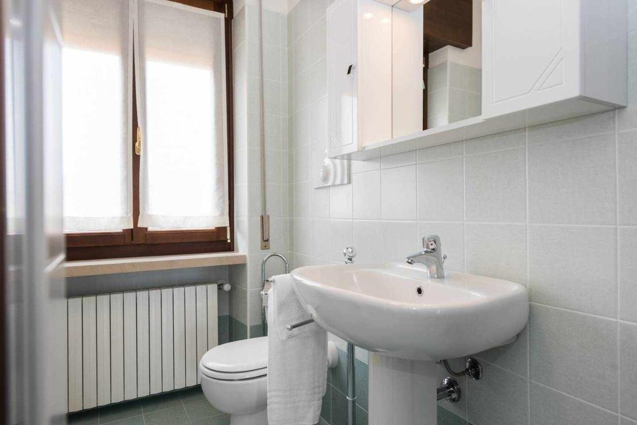Ferienwohnung Ortaglia B3 Torri Del Benaco Exterior foto
