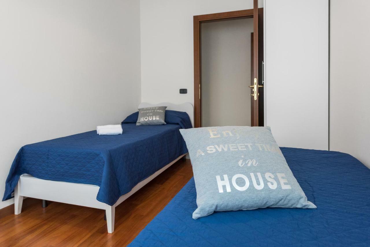 Ferienwohnung Ortaglia B3 Torri Del Benaco Exterior foto